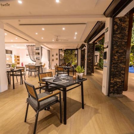Toparadis Guest House Pereybere Beach Exterior foto