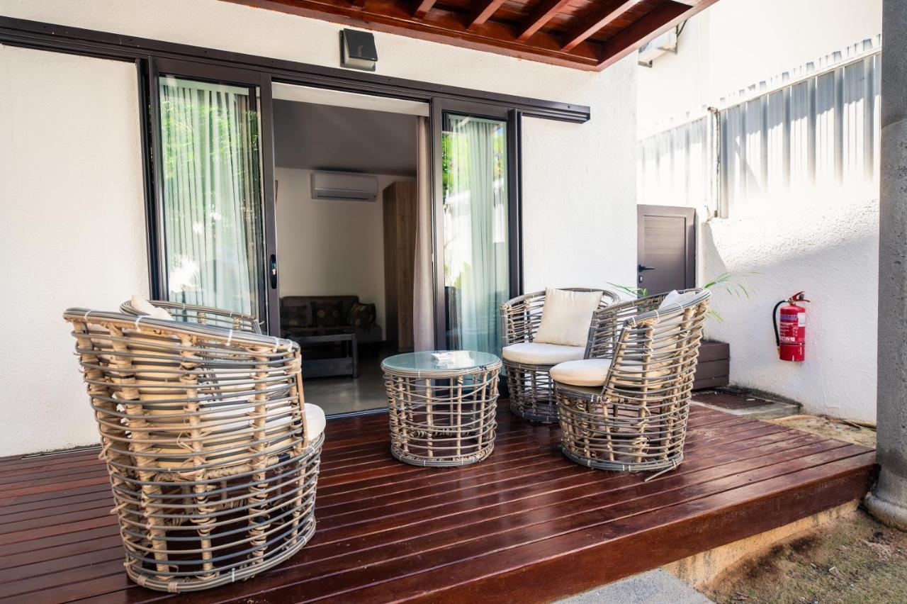 Toparadis Guest House Pereybere Beach Exterior foto