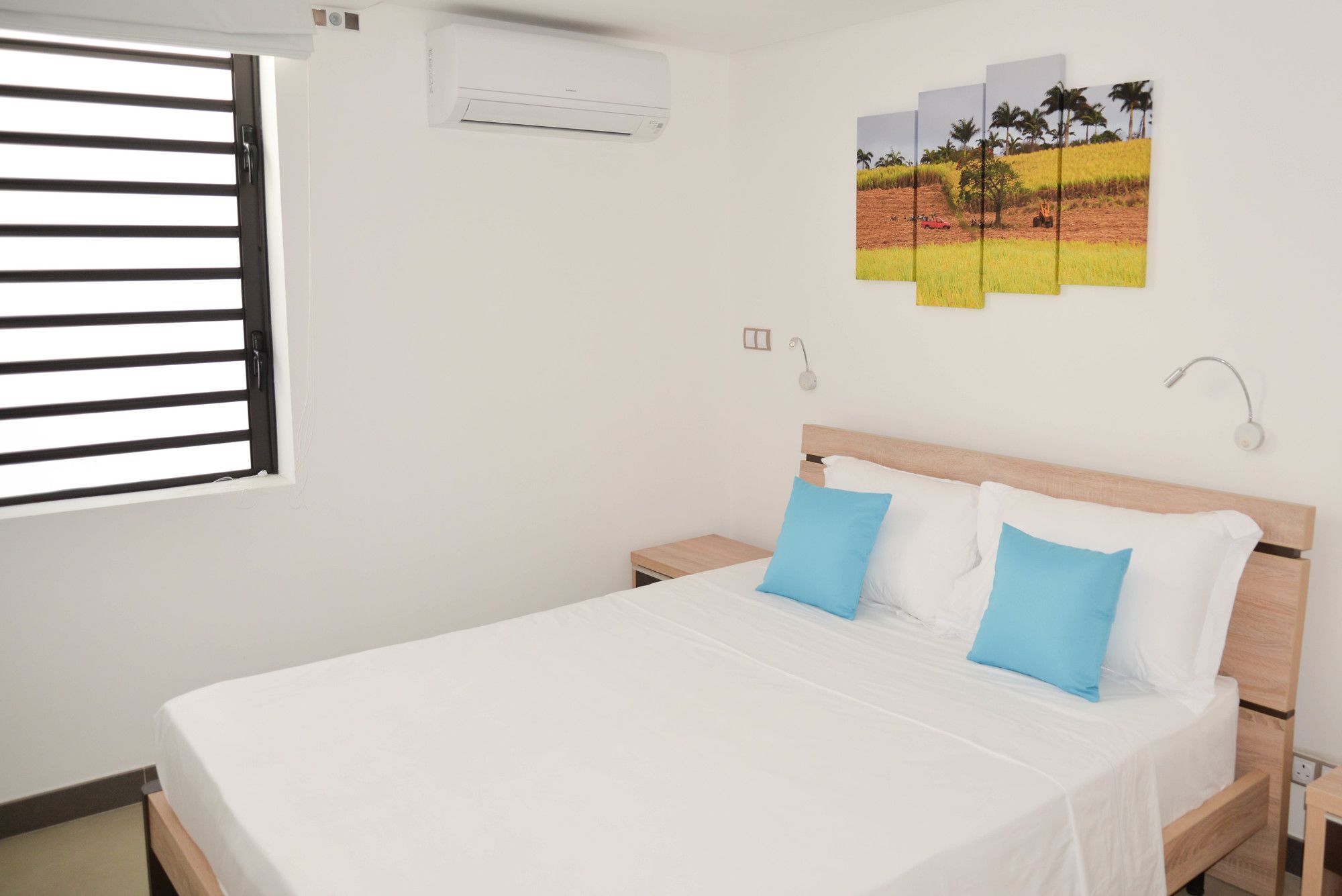 Toparadis Guest House Pereybere Beach Exterior foto